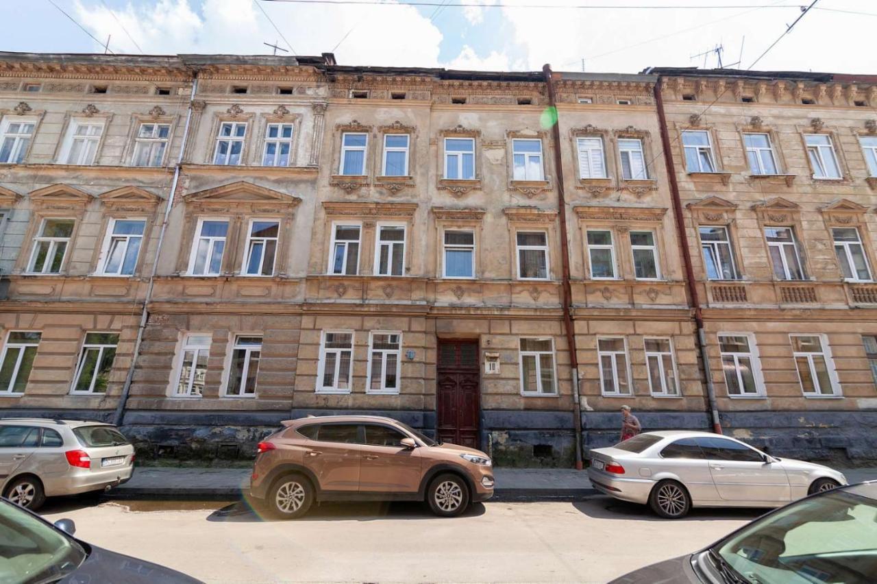 Avangard Magnus Apartment Lviv Exterior photo