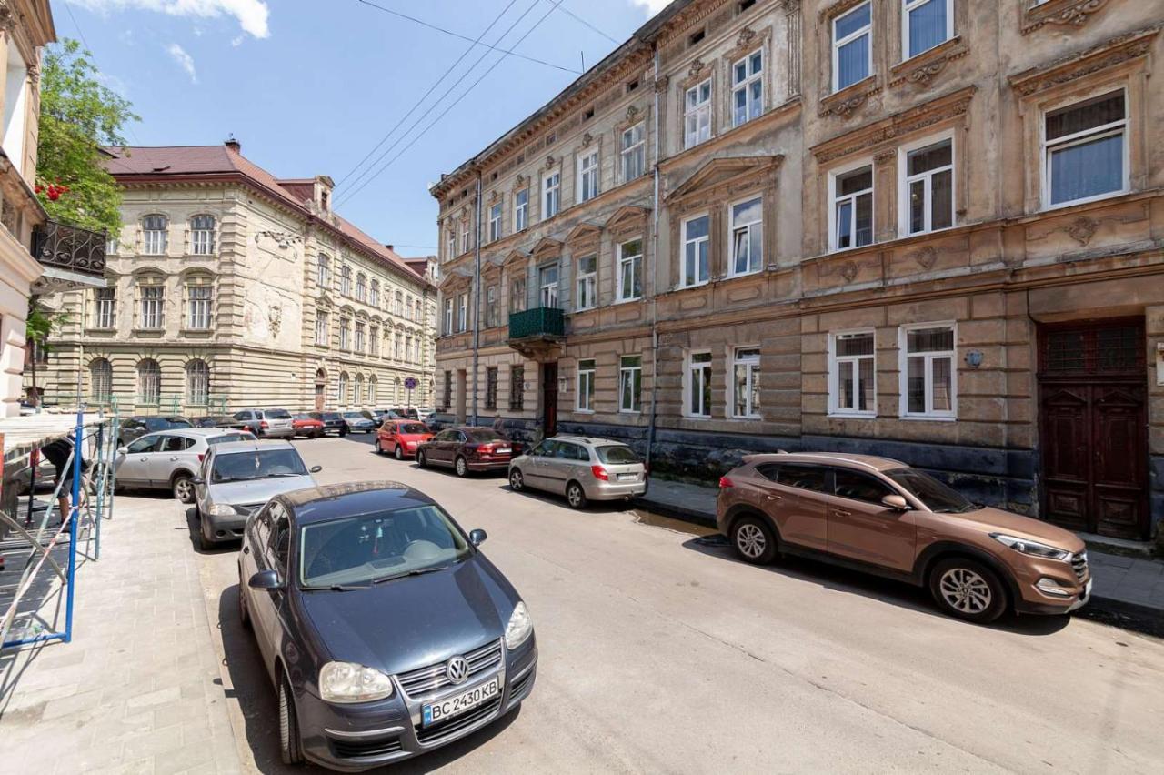 Avangard Magnus Apartment Lviv Exterior photo